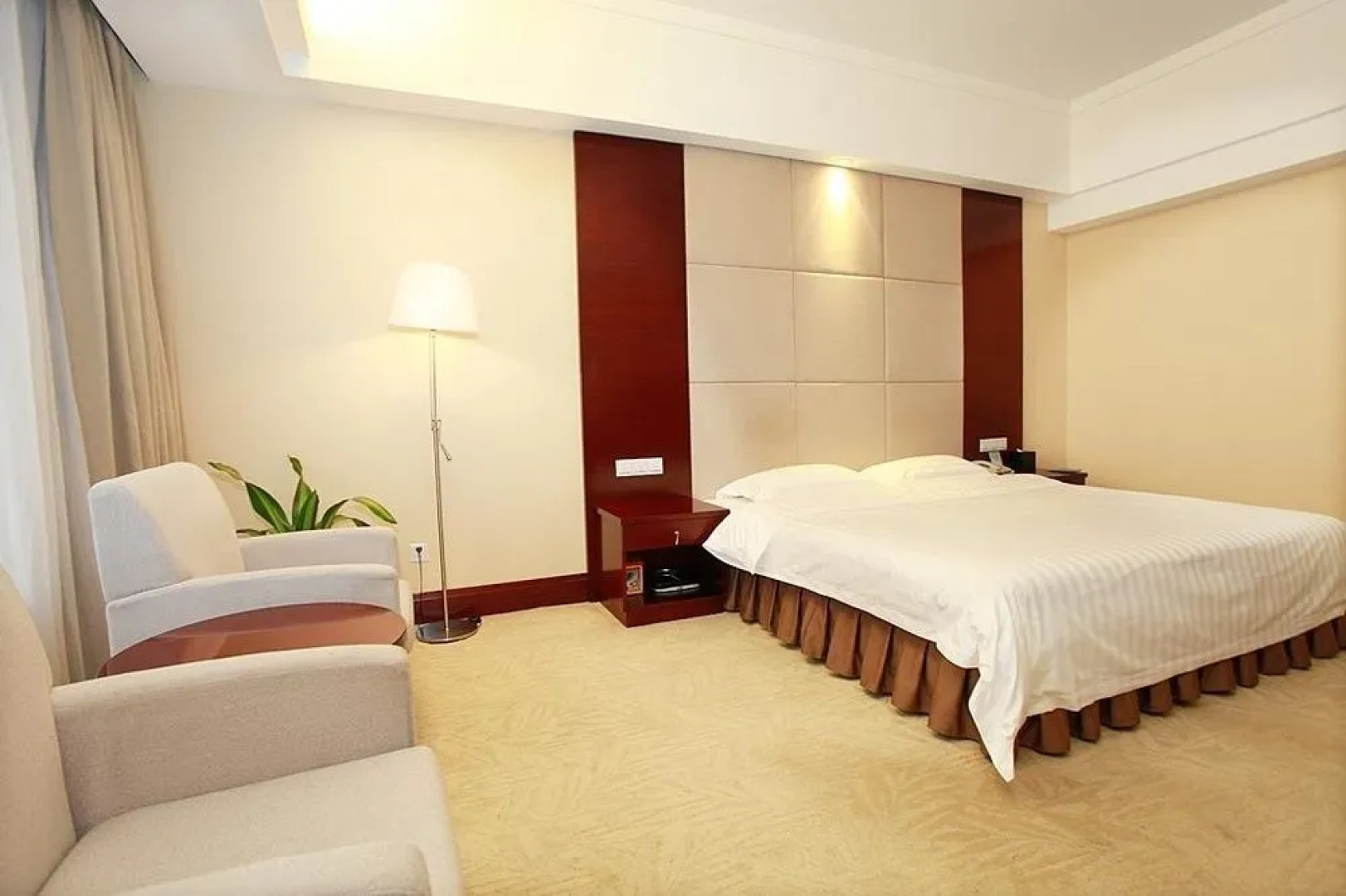 Dacheng International Hotel