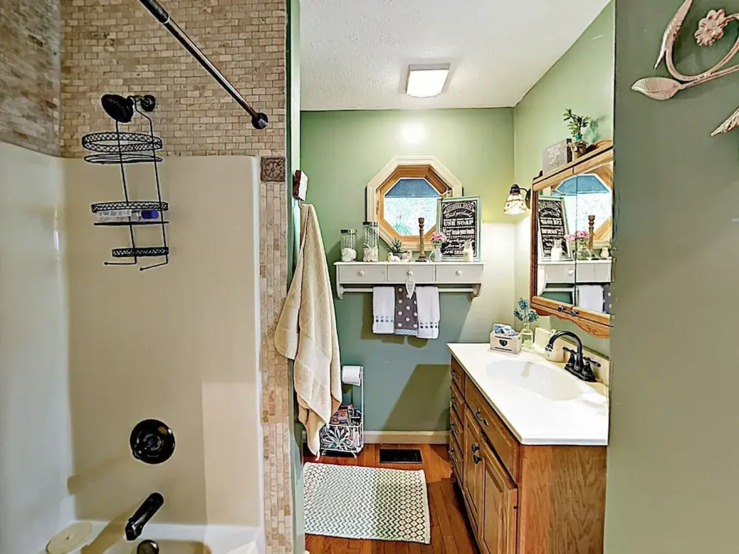 2637 Pisgah Forest - 3 Br Home