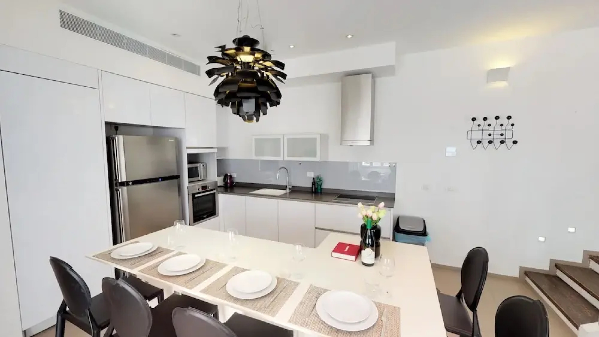 Sea N' Rent - Hayarkon 96