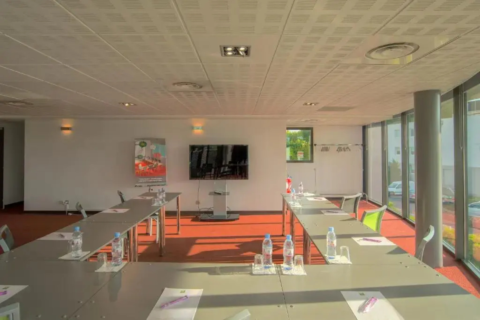 ibis Styles Pertuis Luberon
