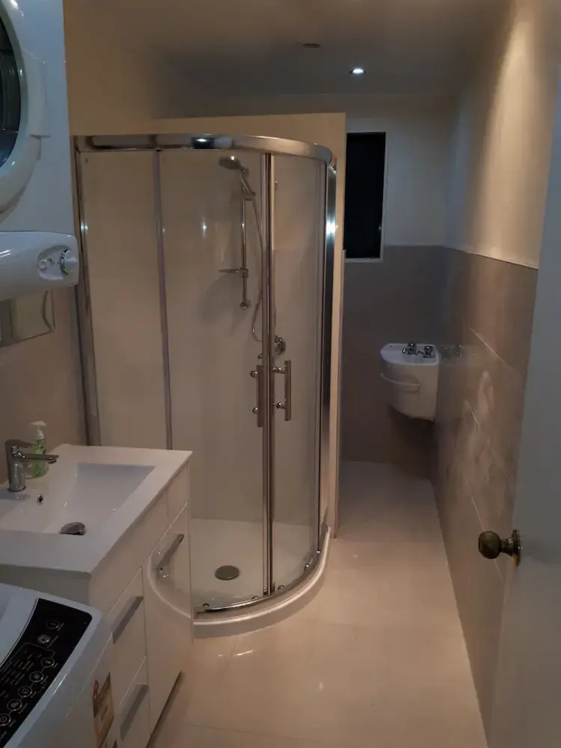 Bucklands Beach Guest House