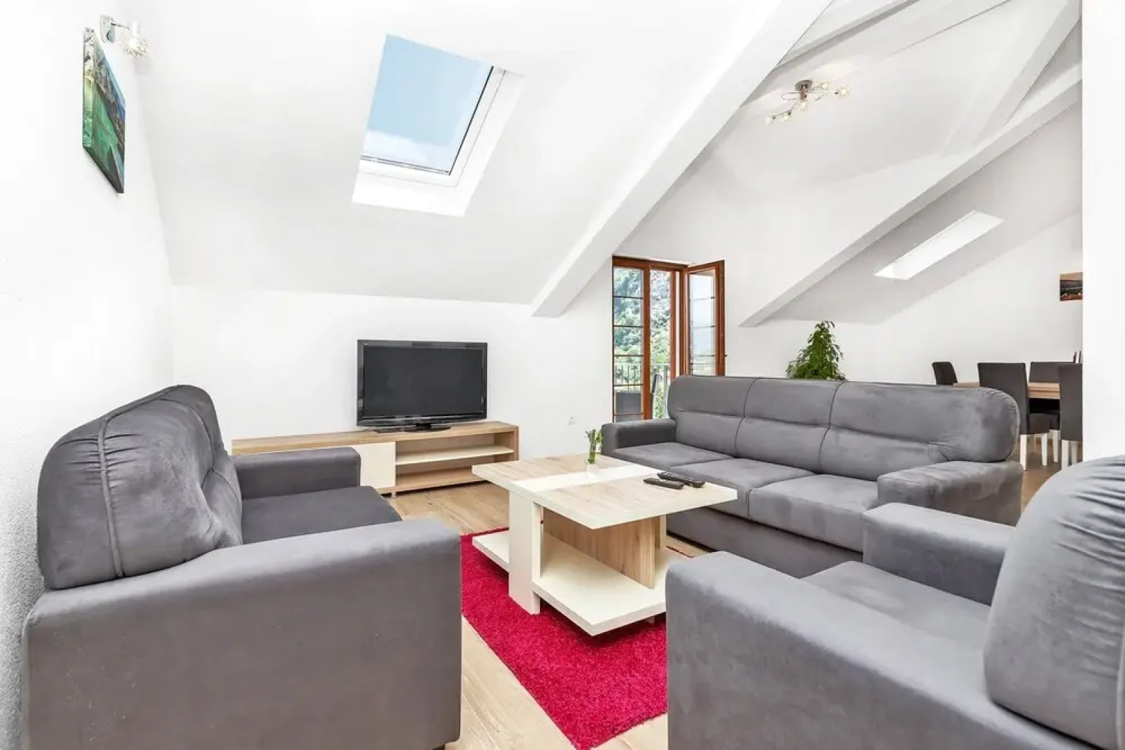 Apartments Mezini 11