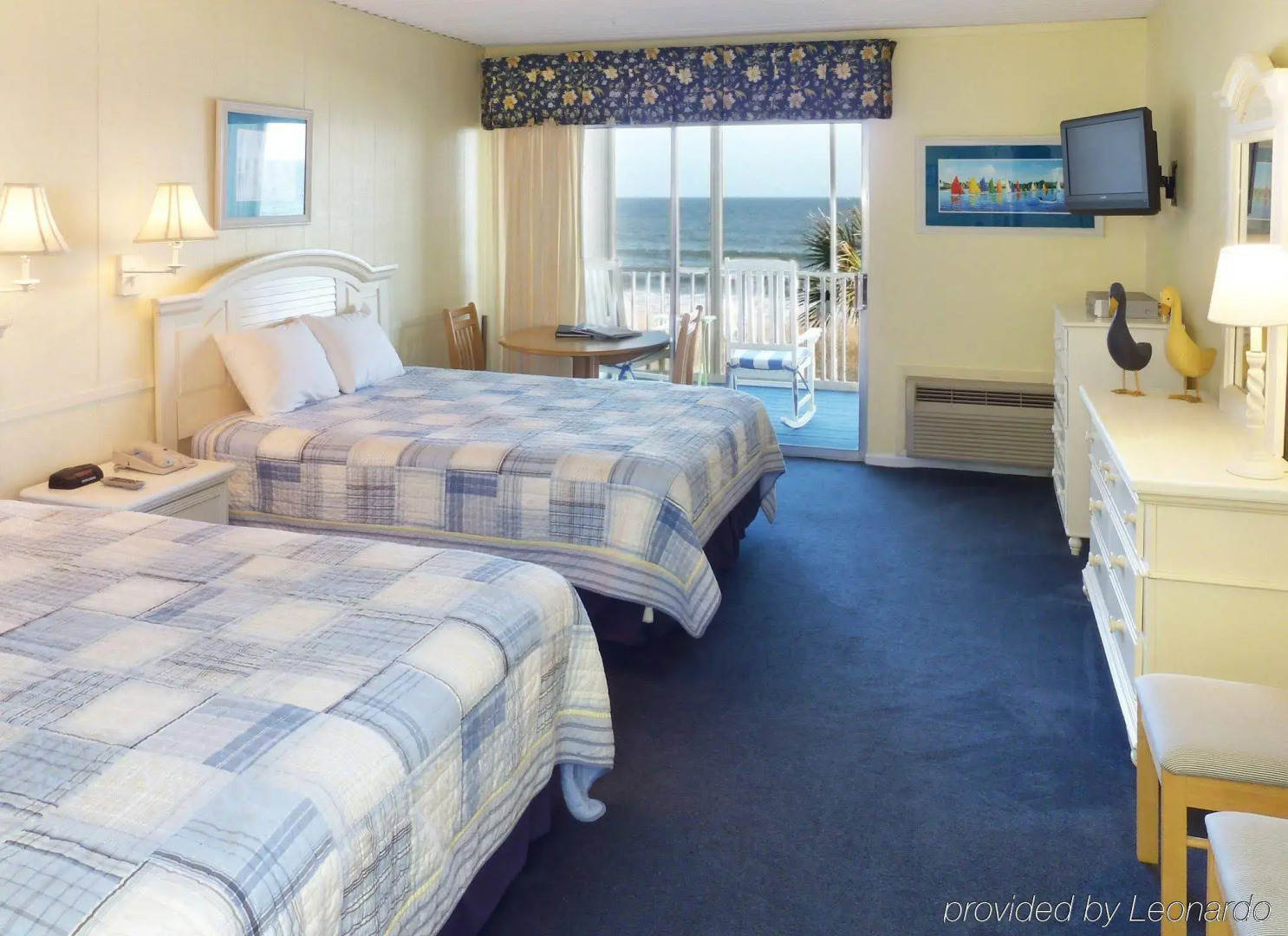 The Oceanfront Litchfield Inn