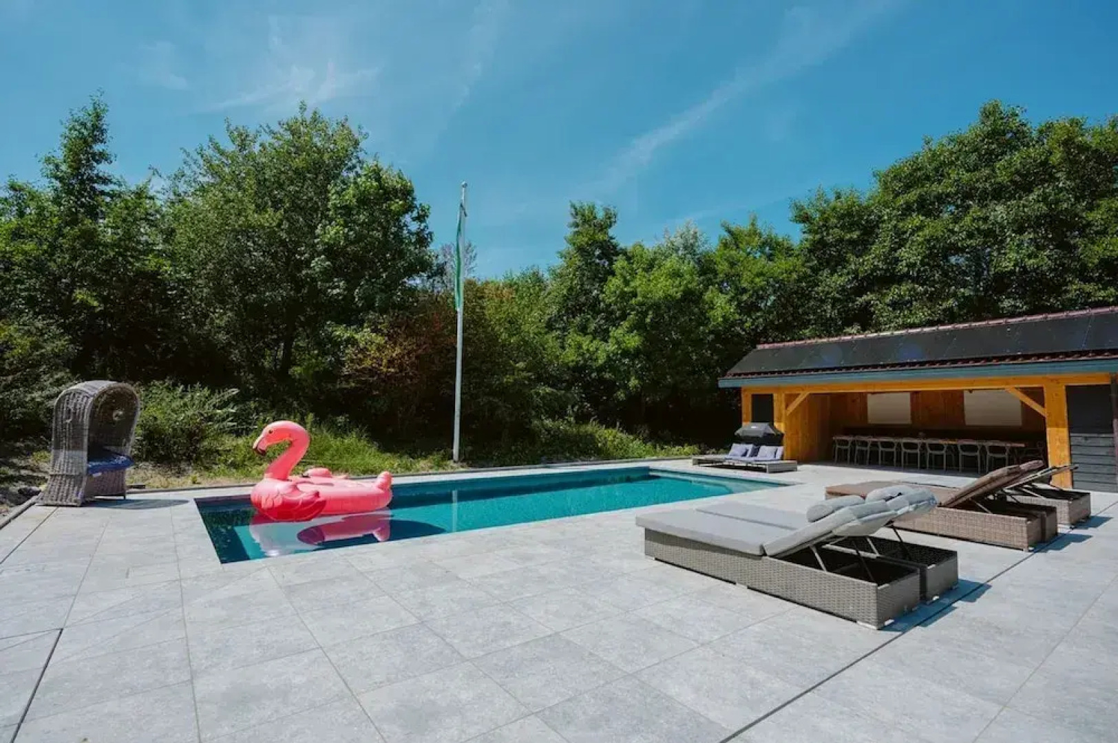 Luxurious 16-person Villa With Swimming Pool Sauna Outdoor Kitchen With BBQ