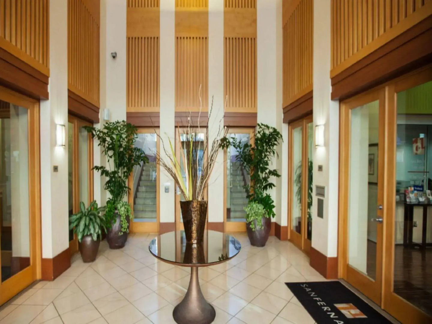 Global Luxury Suites at San Fernando