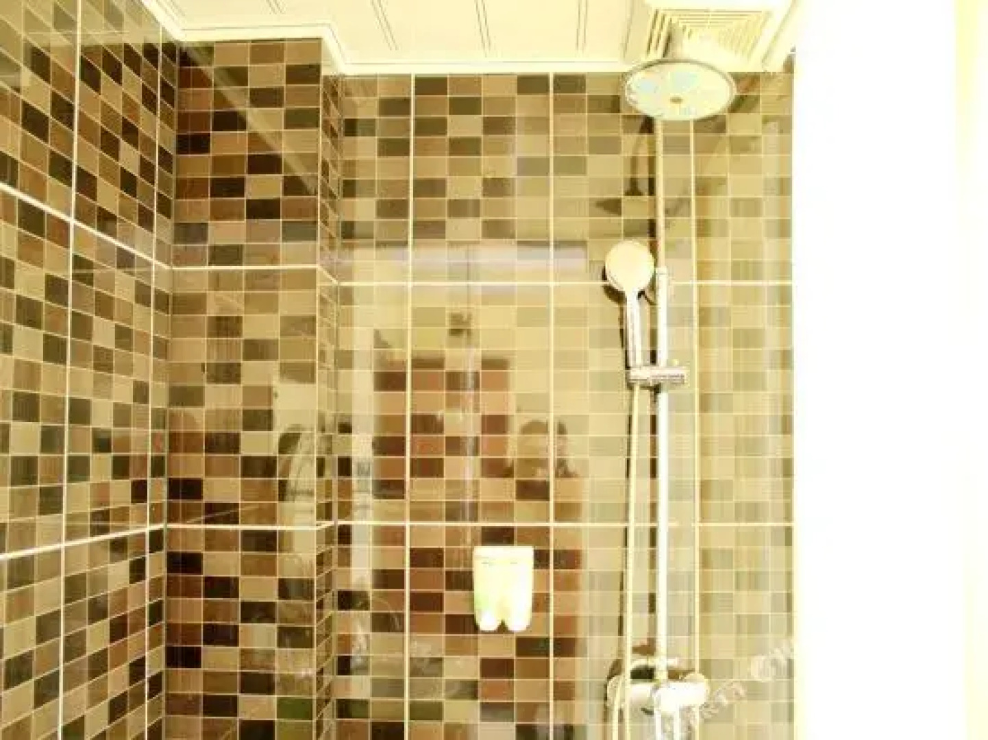 Hongding Linqing East Ring Road