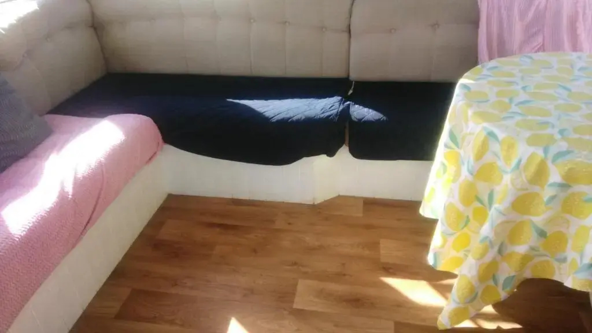 River Views Dog Friendly Caravan 3 Bedrooms