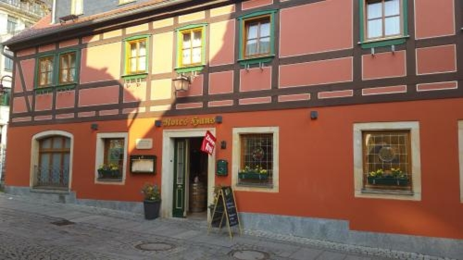 Gasthaus & Hotel Zum Roten Haus