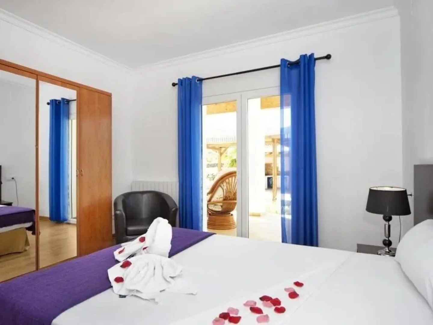 Casa Blanca - Monty's