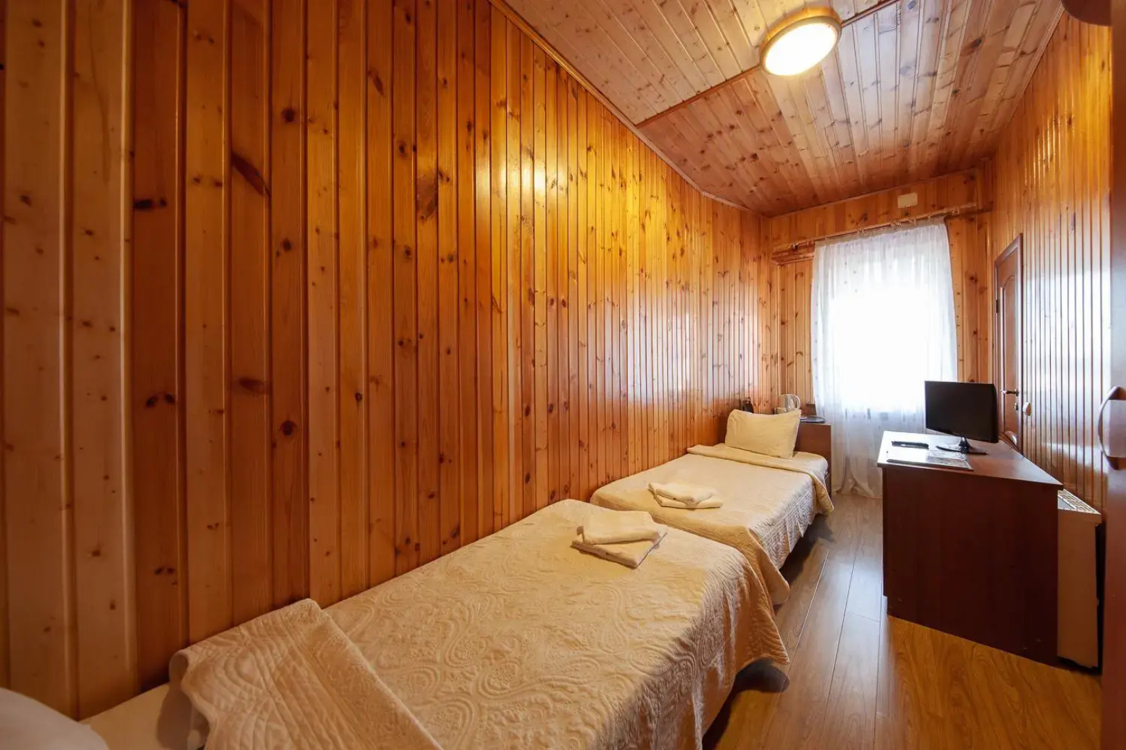 Каскад Хаус