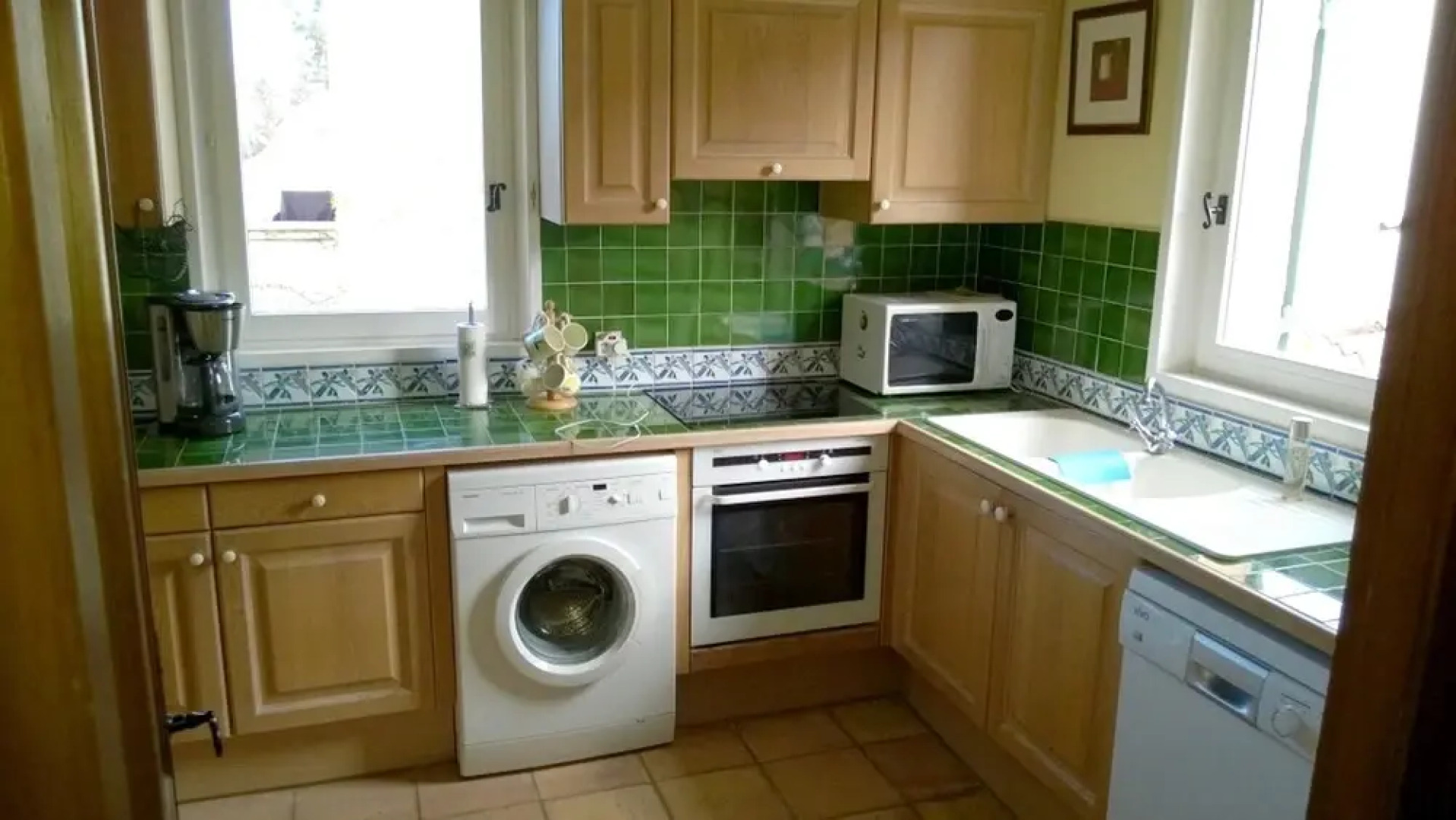 House With 3 Bedrooms in Mallemort, With Pool Access, Enclosed Garden