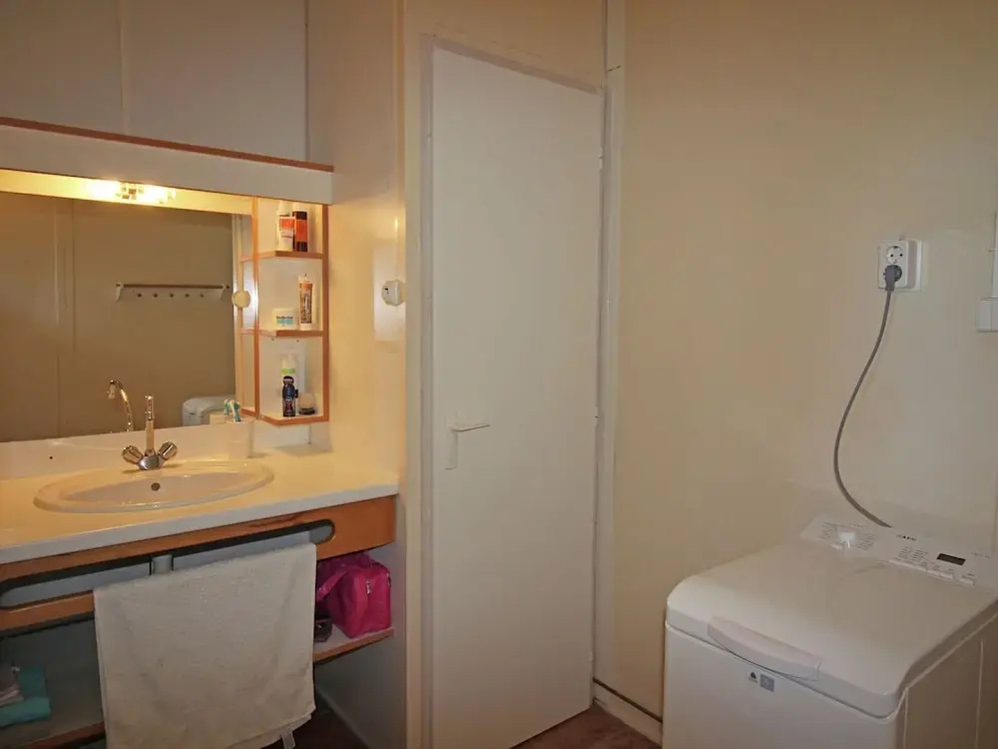 Quiet Holiday Home in Gassin by the Beach