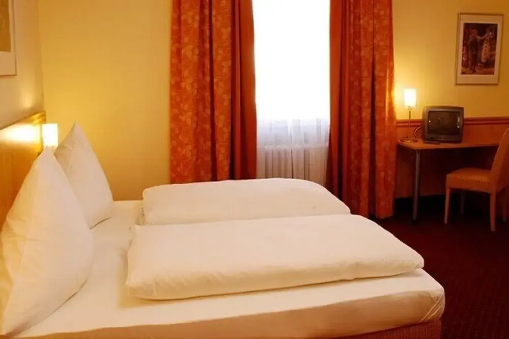 Erlbraeu Brauerei Und Gasthof