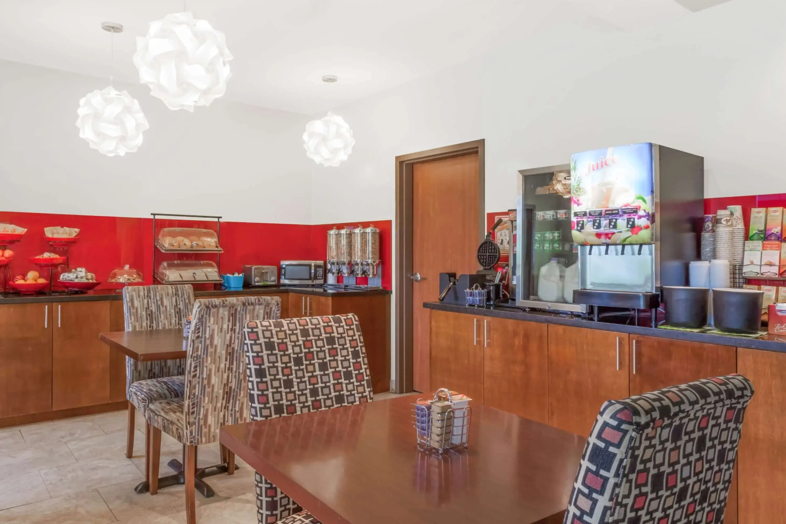 Ramada by Wyndham Carlyle