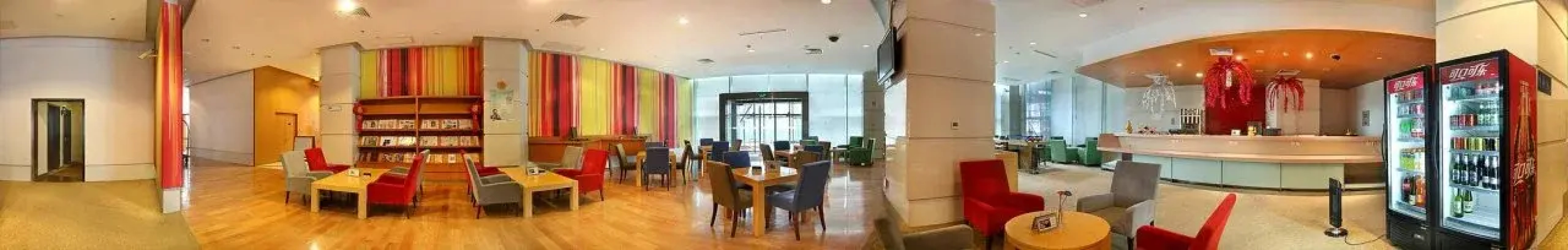 Holiday Inn Shanghai Jing'an by IHG