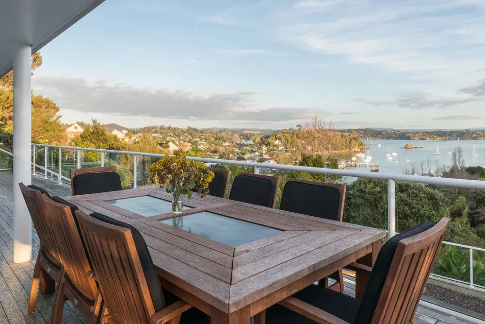 Russell View Apartments