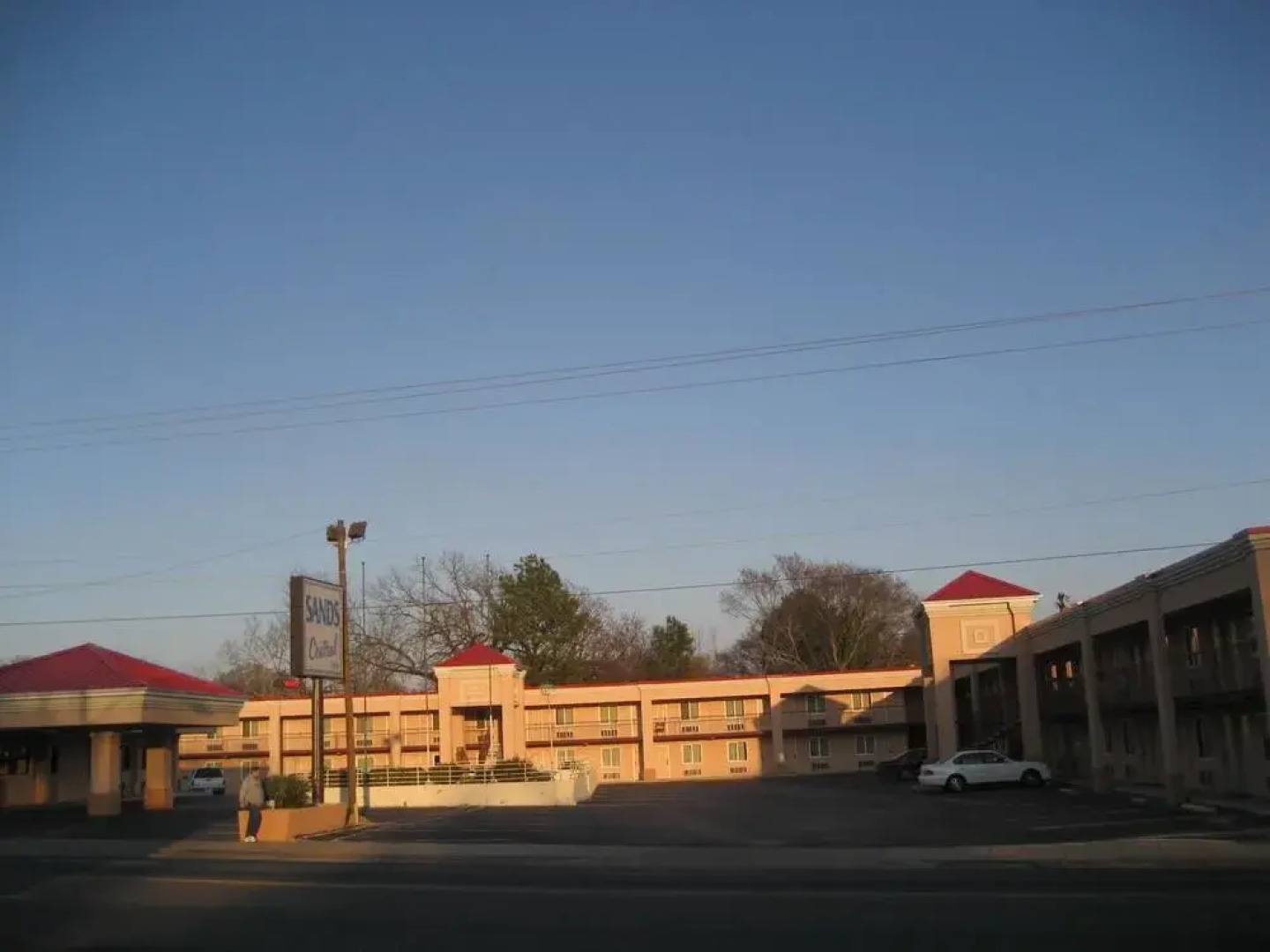 Sands Central Inn Hot Springs