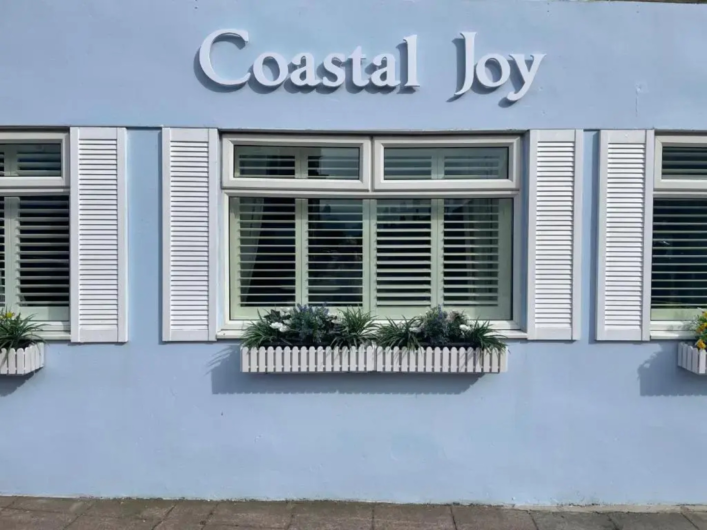Coastal Joy - Family and friends bedrooms