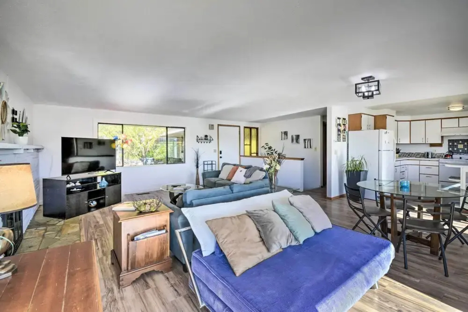 Relaxing Poulsbo Duplex w/ Liberty Bay Views!