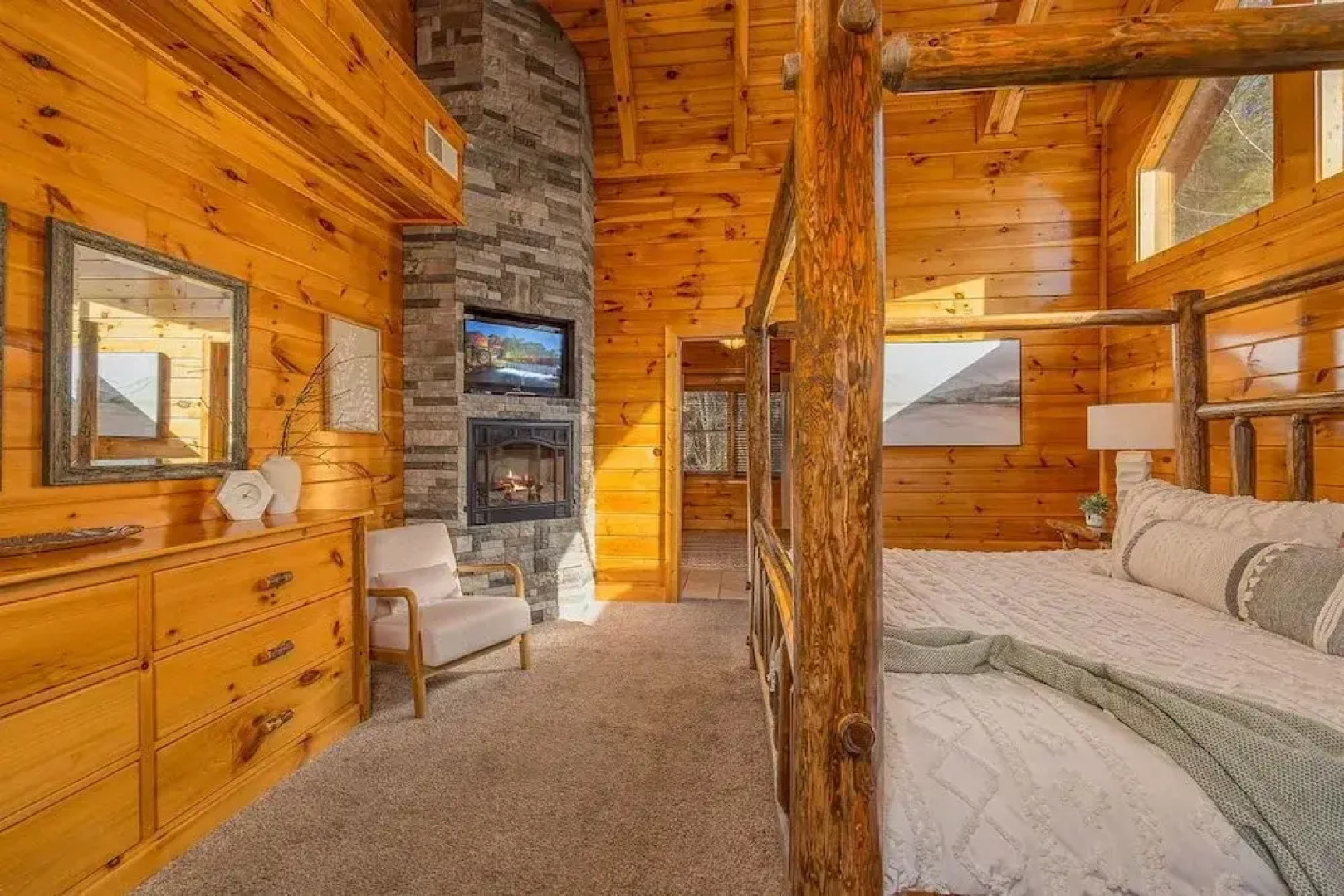 Playhouse Cinema - Four Bedroom Cabin