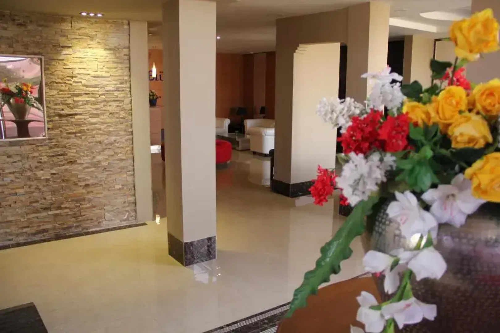 Casablu Hotel