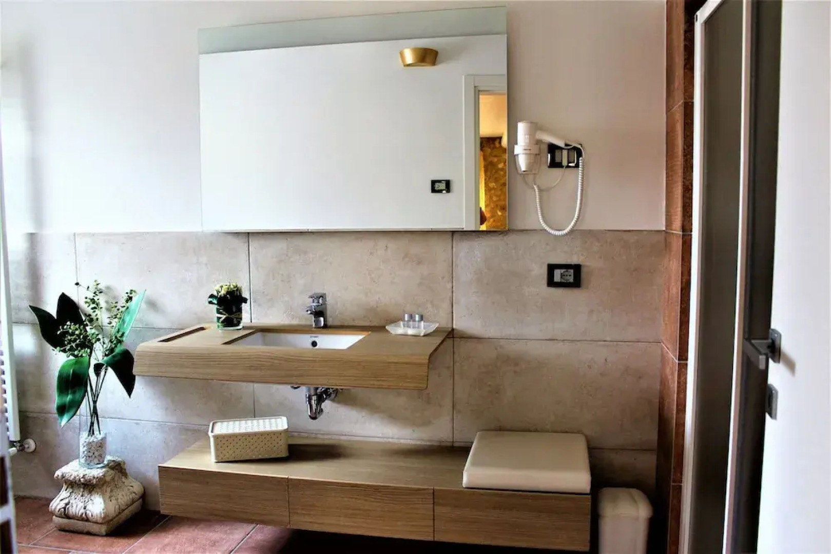 Arco di Vino - Tourist Location