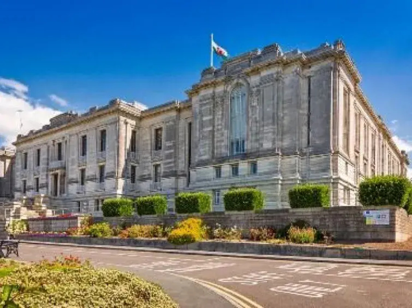 Holiday Home Dinas y Gadair