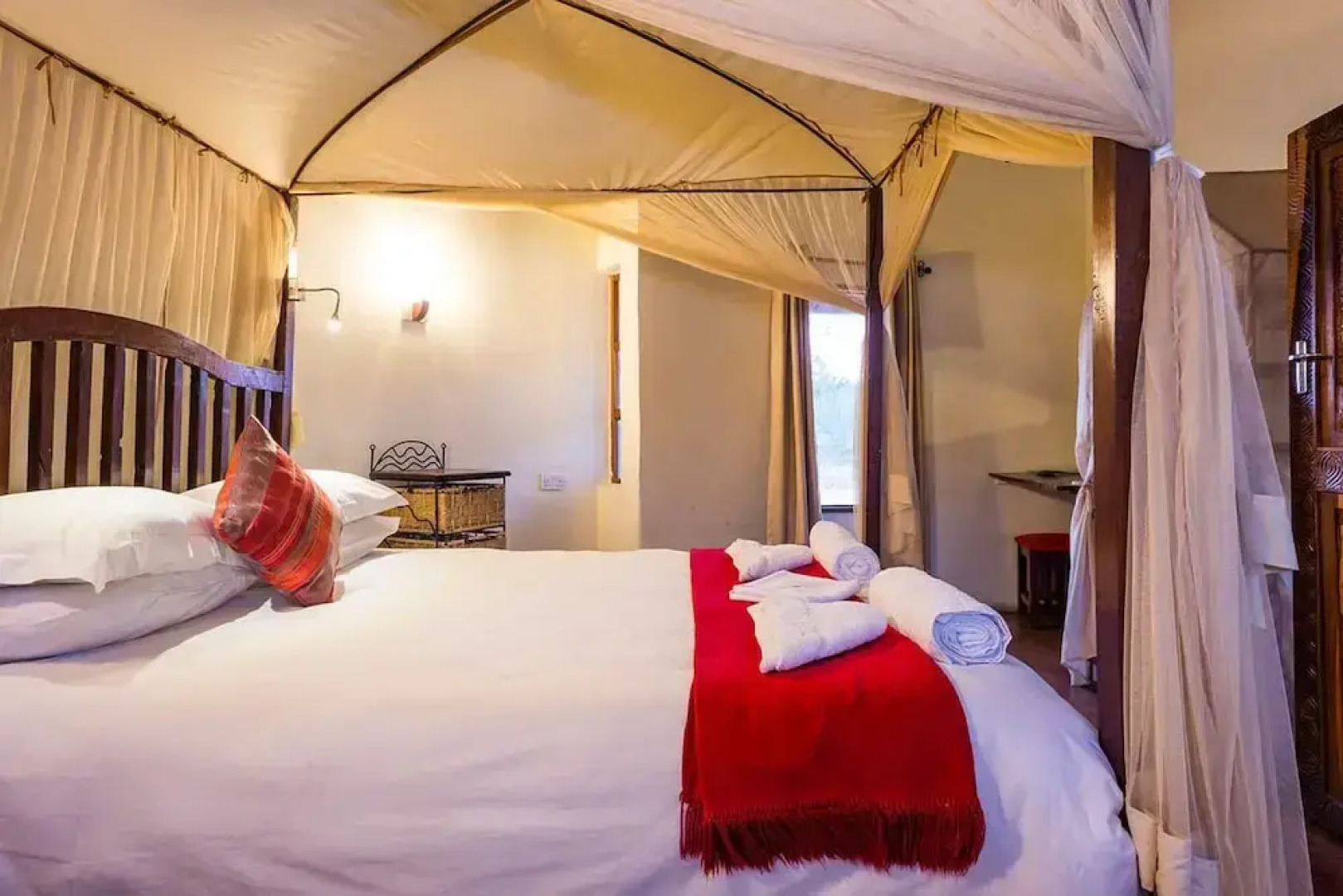 Mukambi Safari Lodge