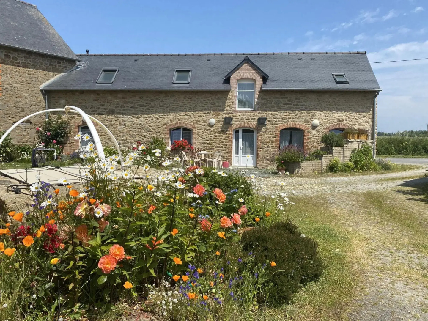 Semi-detached House, St. Meloir-des-ondes