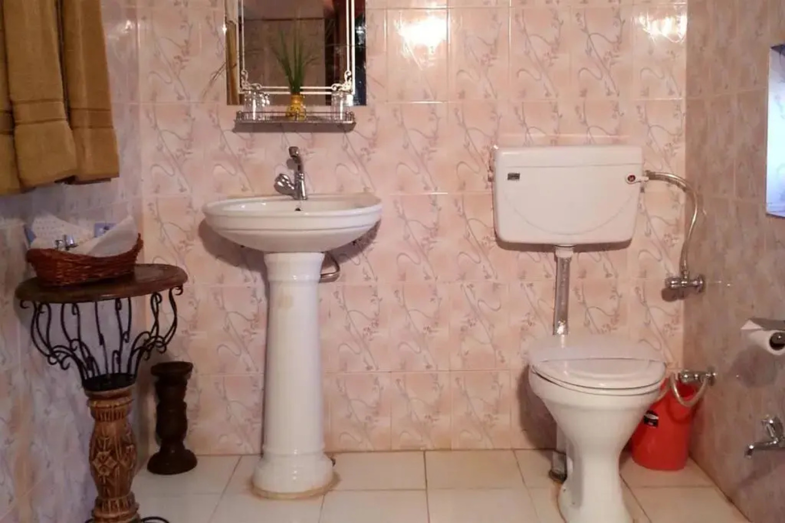 Umaid Safaris & Desert Lodge