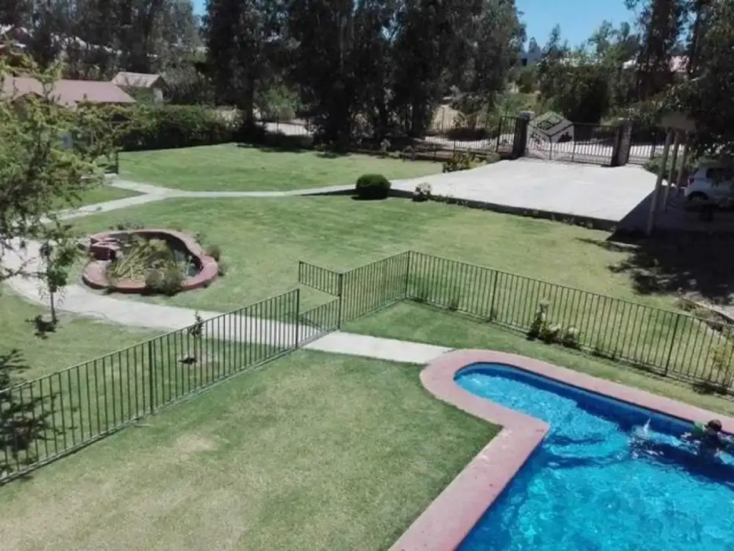 Casa en Rapel con Piscina y Quincho