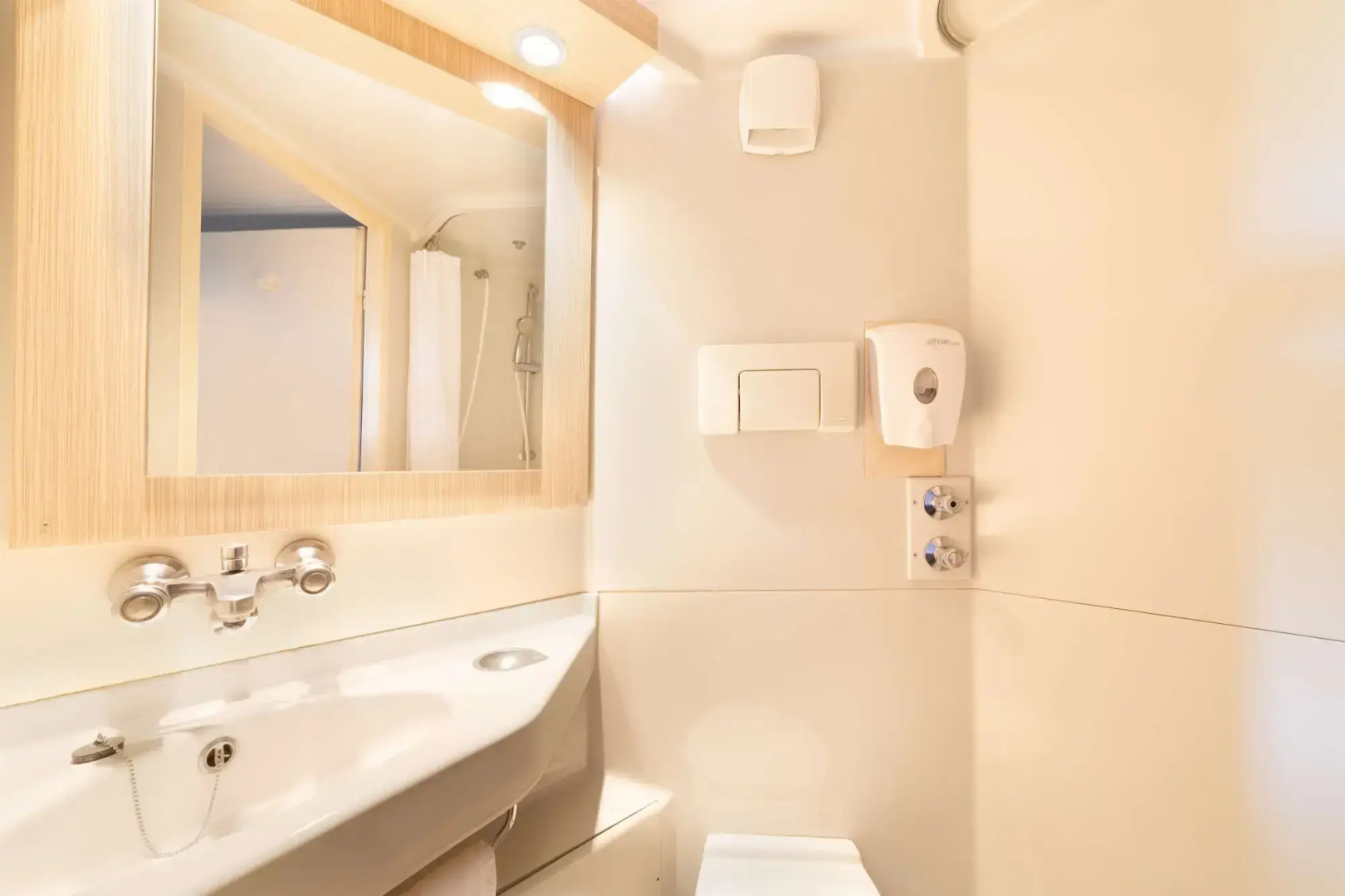 Première Classe Poitiers Futuroscope – Chasseneuil