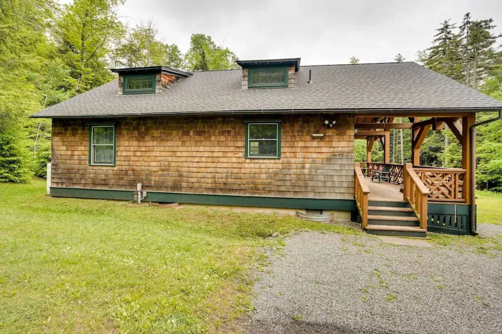 Secluded Elka Park Cabin: Hot Tub & Fire Pit!