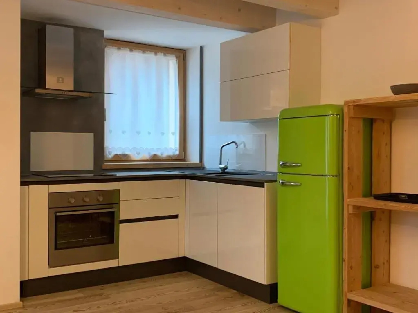 Camelot Luxury Houses Horses