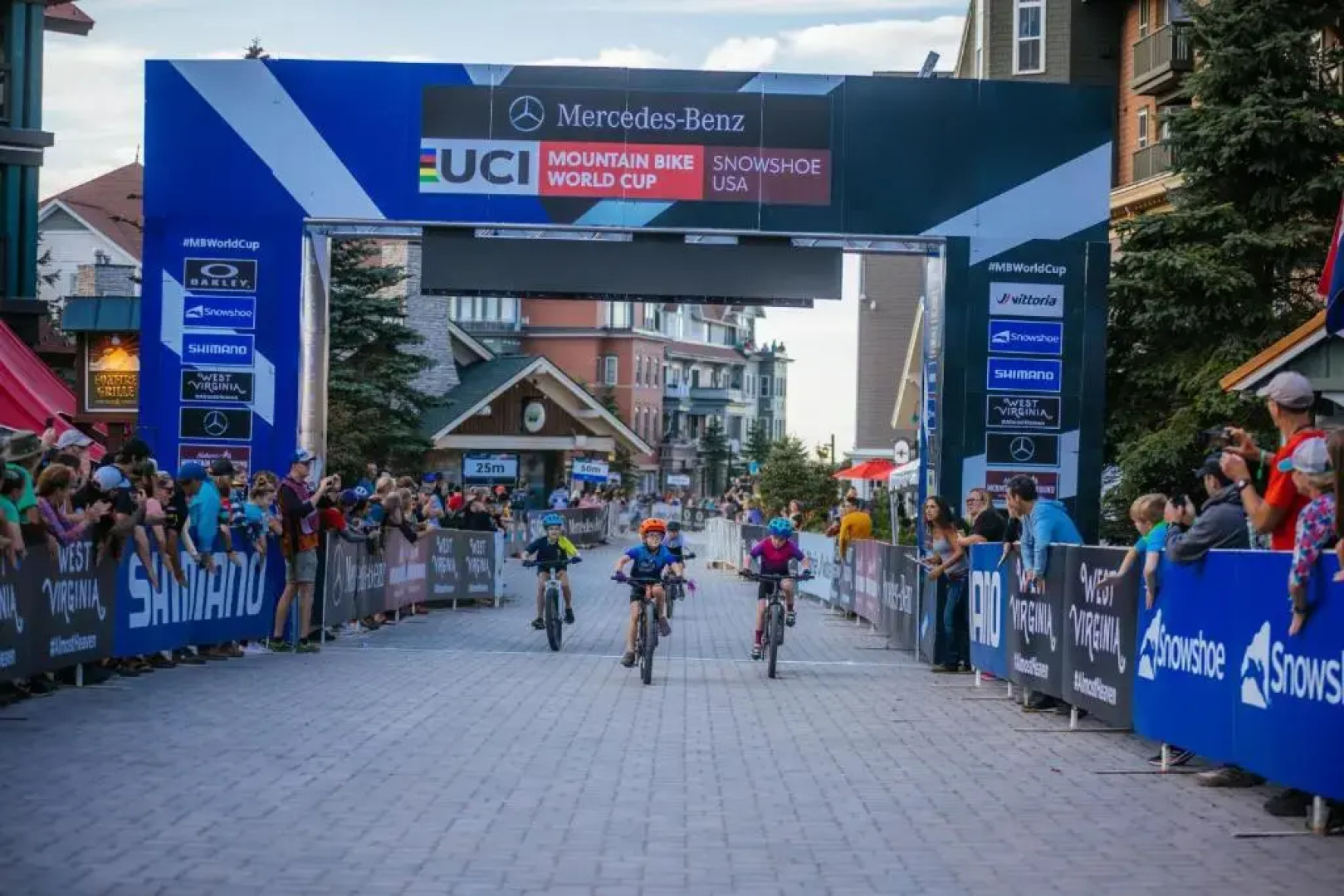 Allegheny Spring 326, ski in out, Pool HotTub