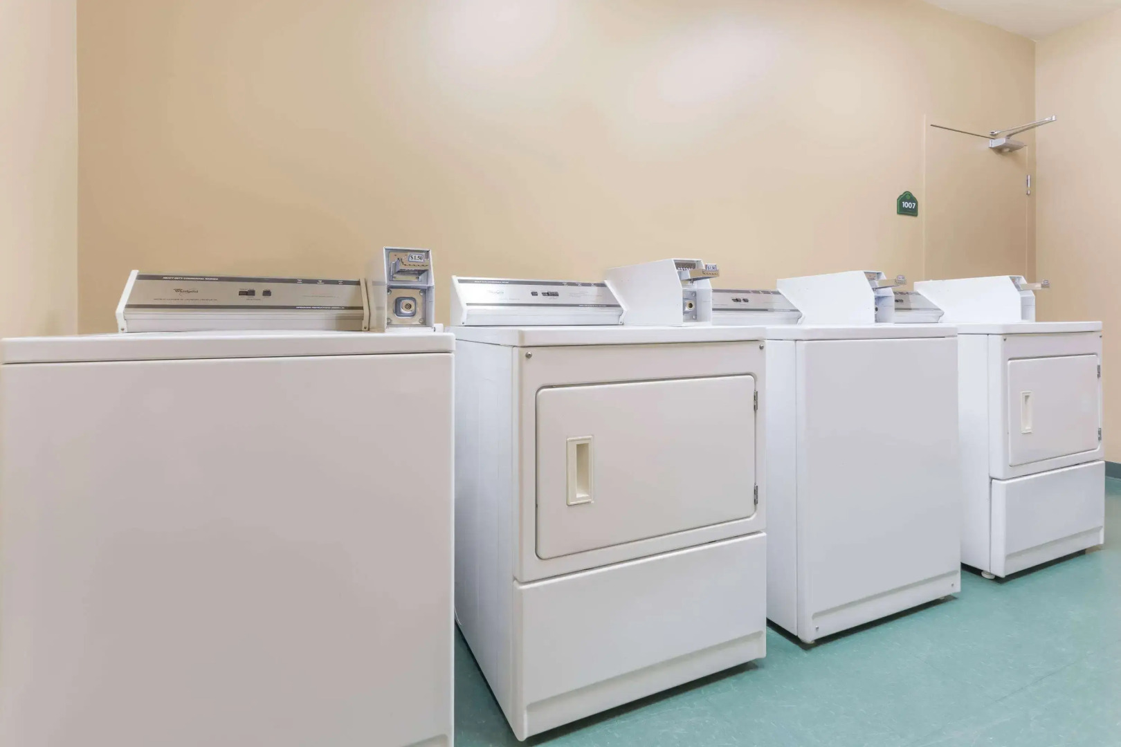 Wingate by Wyndham Calgary