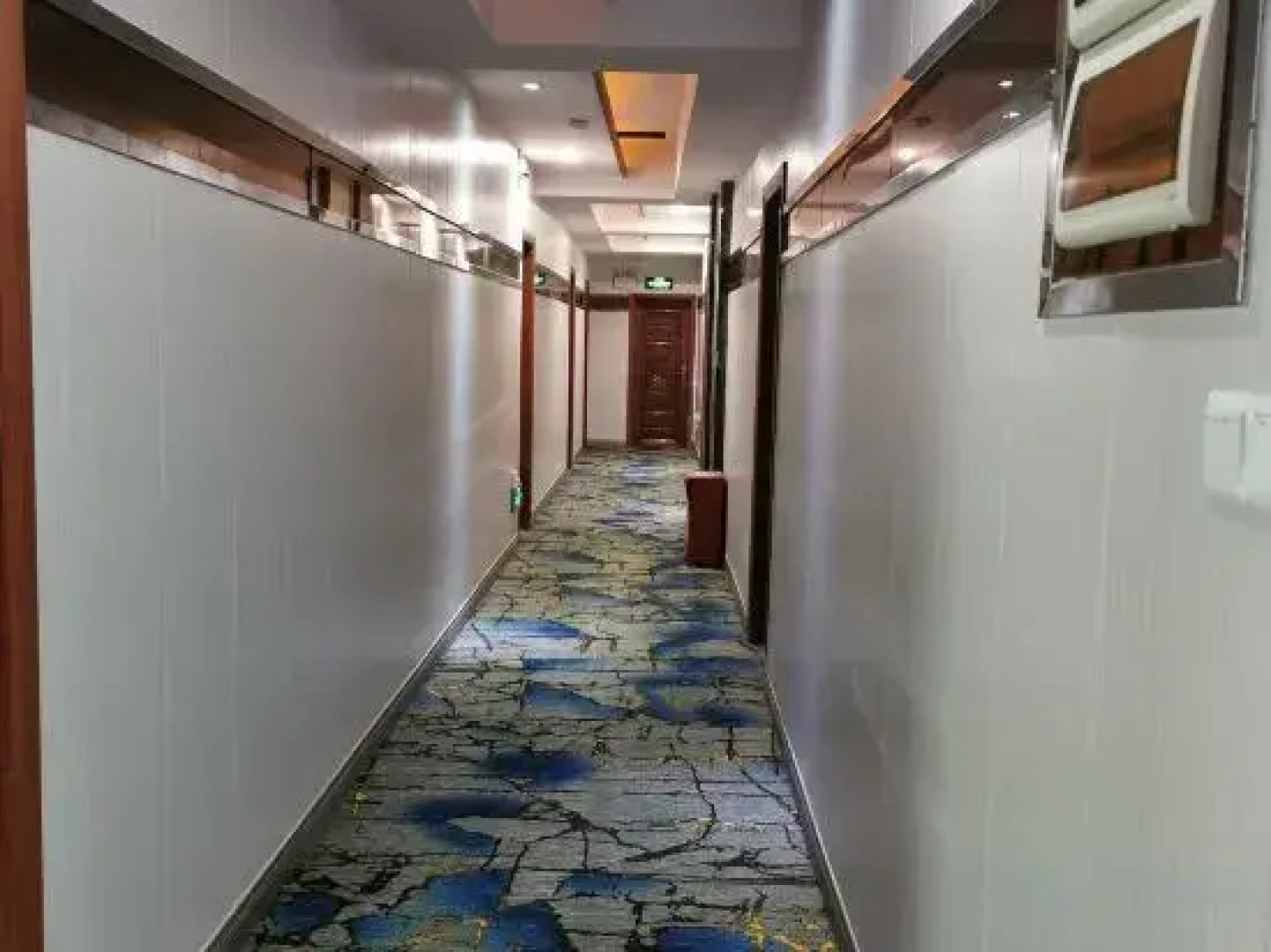 Shangyou Seven Plus One Business Hotel