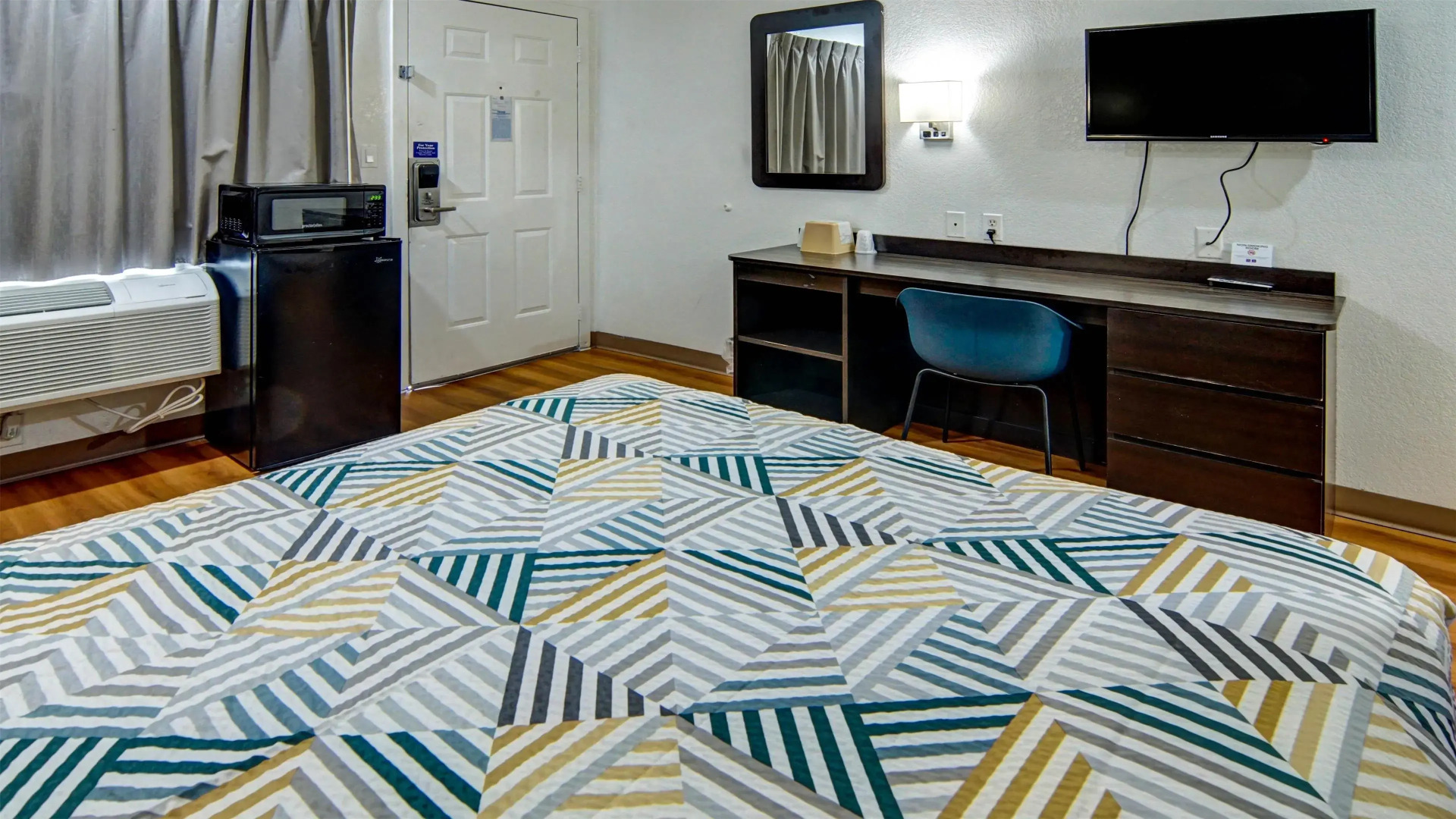 Motel 6 Longview, TX