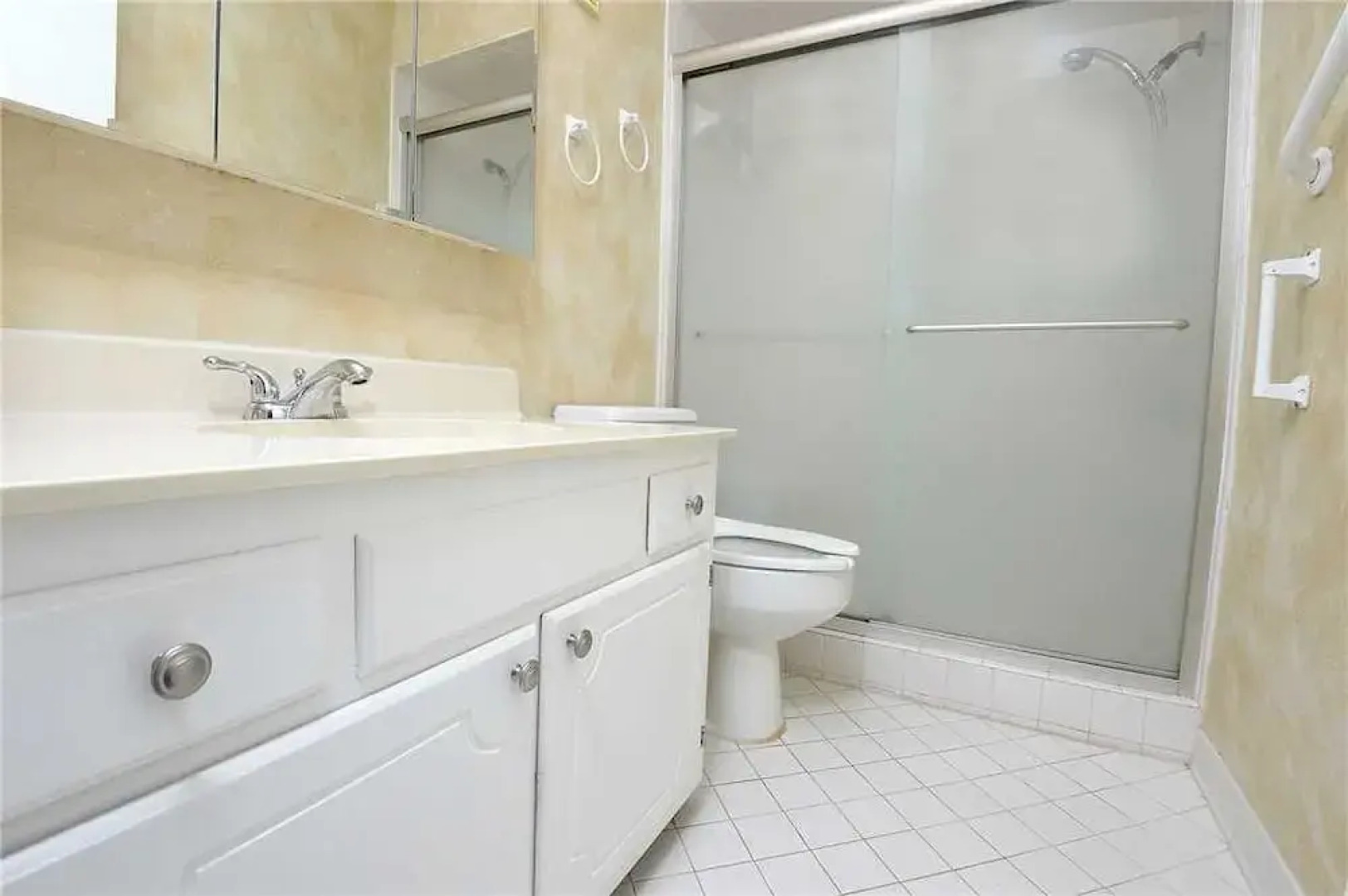 Regency 1003 - Three Bedroom Condo