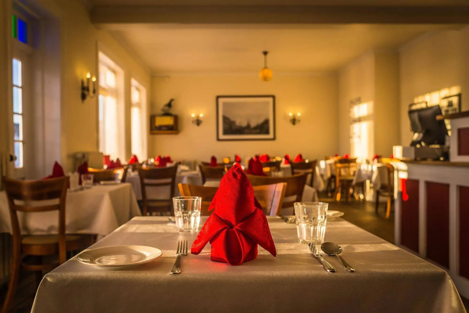 Bakki Hostel and Apartments