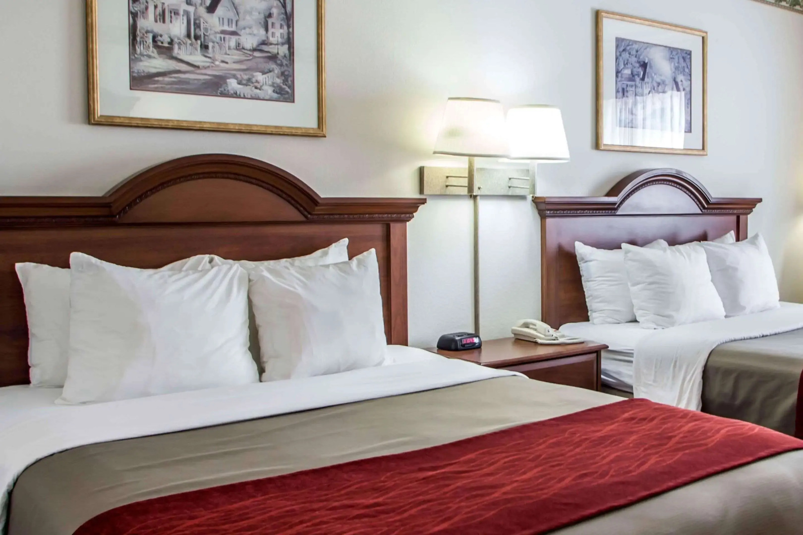 Comfort Inn & Suites Geneva - West Chicago