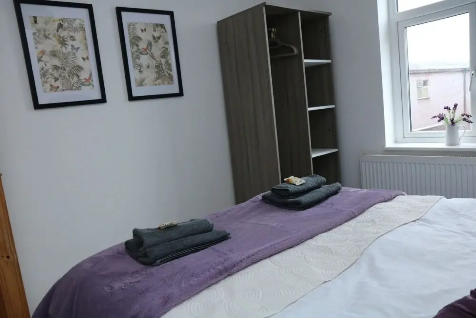 Ideal Lodgings in Bury - Whitefield