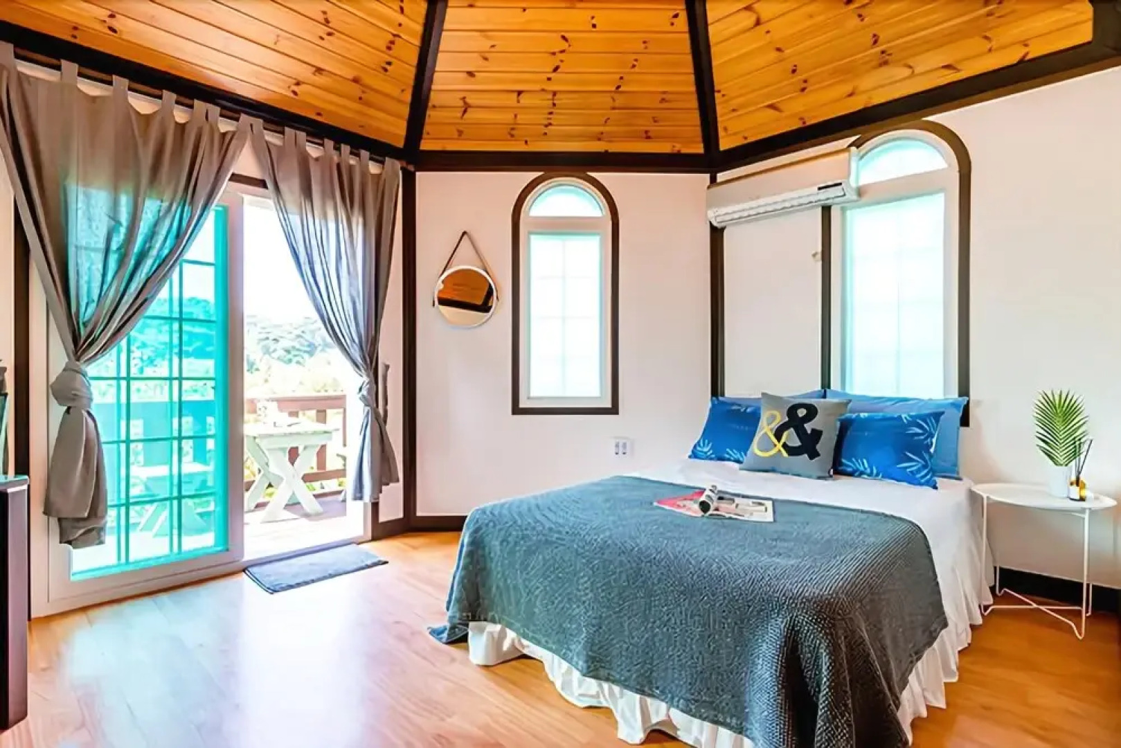 Anmyeondo Mintne Pension