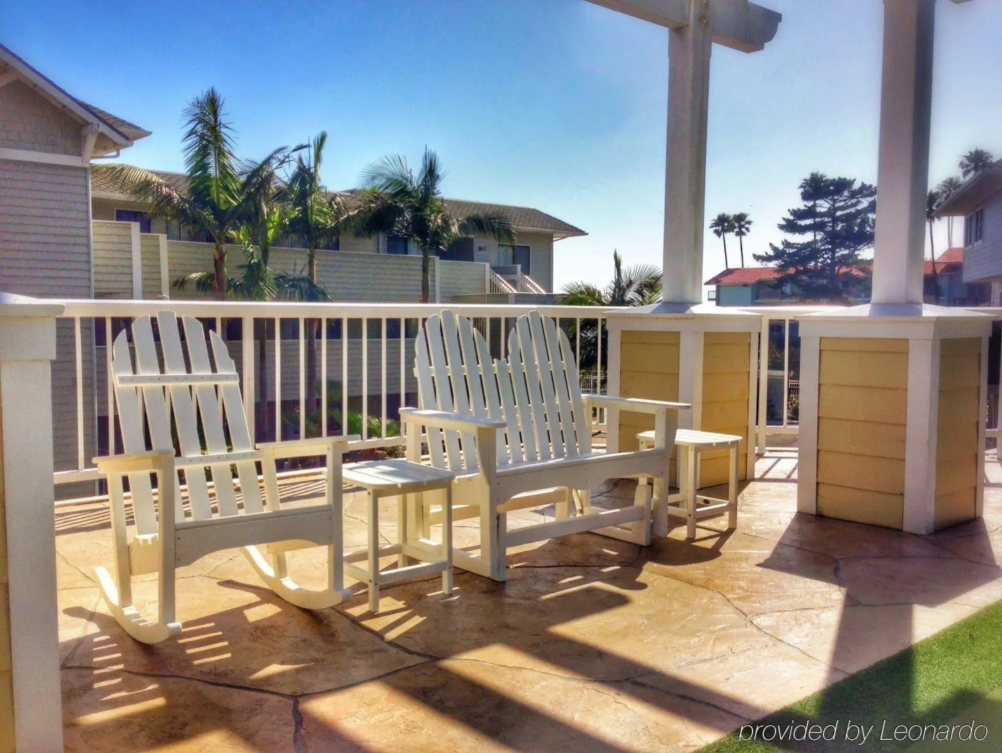 Pismo Lighthouse Suites