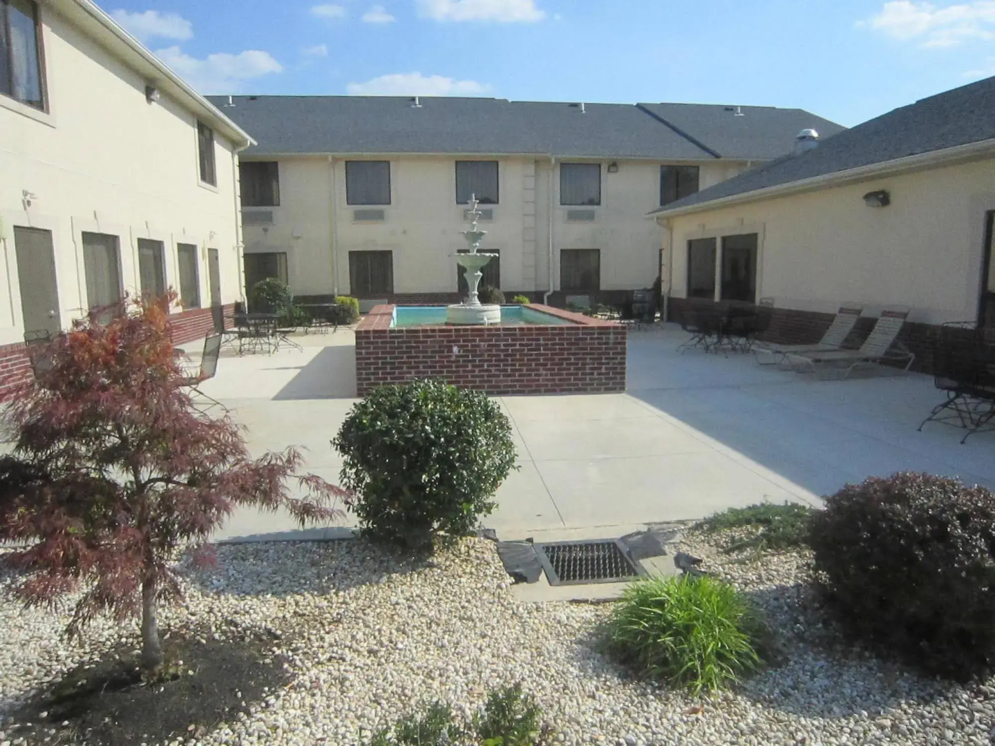 Baymont Inn & Suites Albany