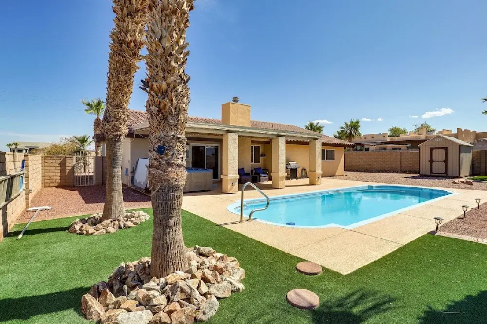 Sunny Bullhead City Retreat w/ Pool!