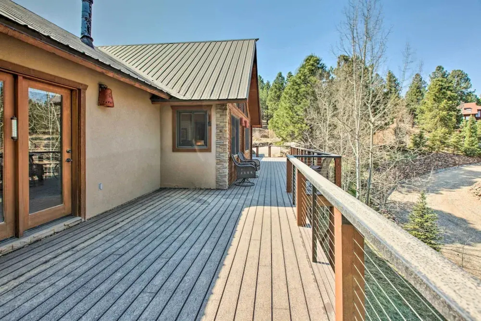 Stunning Angel Fire Cabin w/ Hot Tub & 3 Decks!