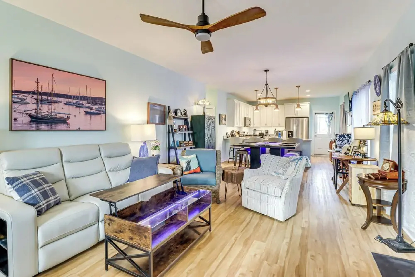 Walk to Bay: Home w/ Fenced Yard in Colonial Beach