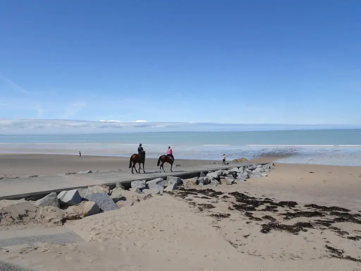 Semi-detached House, Jullouville