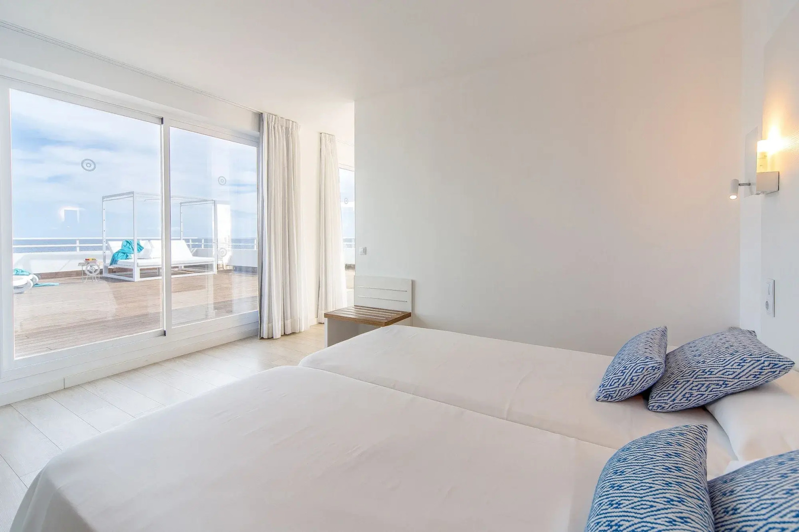 Hotel Atolon & Kaafu Beach Club